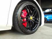 フェラーリ 488GTB レッドレザーシート　LEDカーボンコンビステアリング　純正マフラー可変バルブリモコン　 中古車