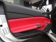 フェラーリ 488GTB レッドレザーシート　LEDカーボンコンビステアリング　純正マフラー可変バルブリモコン　 中古車