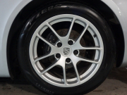 ポルシェ ケイマン 正規ディーラー車　左ハンドル　ACCアダプティブクルーズコントロール　 中古車