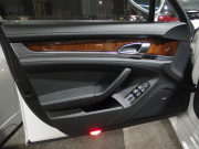 ポルシェ&nbsp;パナメーラ&nbsp;左ハンドル　サンルーフ　EUR-GTエアロ　ESダウンサス　ES22inアルミ　&nbsp;中古車