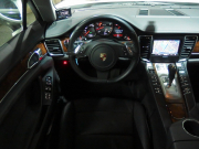 ポルシェ&nbsp;パナメーラ&nbsp;左ハンドル　サンルーフ　EUR-GTエアロ　ESダウンサス　ES22inアルミ　&nbsp;中古車