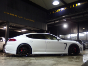 ポルシェ&nbsp;パナメーラ&nbsp;正規ディーラー車 右ハンドル EUR-GTエアロ 22inアルミ　ESダウンサス　ESスポーツマフラー&nbsp;中古車