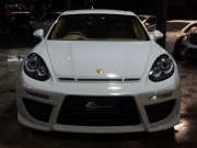 ポルシェ&nbsp;パナメーラ&nbsp;正規ディーラー車 右ハンドル EUR-GTエアロ 22inアルミ　ESダウンサス　ESスポーツマフラー&nbsp;中古車