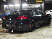 ポルシェ パナメーラ 正規ディーラー車 右ハンドル EUR-GTエアロ 22inアルミ　ESダウンサス　前後シートヒーター 中古車