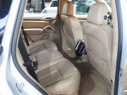 ポルシェ&nbsp;カイエン&nbsp;S　正規ディーラー車　左ハンドル　EURエアロ　外22inアルミ　ダウンサス　サンルーフ&nbsp;中古車