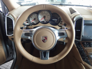 ポルシェ&nbsp;カイエン&nbsp;S　正規ディーラー車　左ハンドル　EURエアロ　外22inアルミ　ダウンサス　サンルーフ&nbsp;中古車