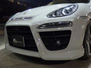 ポルシェ&nbsp;カイエン&nbsp;S　正規ディーラー車　左ハンドル　EURエアロ　外22inアルミ　ダウンサス　サンルーフ&nbsp;中古車