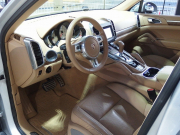 ポルシェ&nbsp;カイエン&nbsp;S　正規ディーラー車　左ハンドル　EURエアロ　外22inアルミ　ダウンサス　サンルーフ&nbsp;中古車