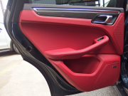 ポルシェ マカン ターボ　スポーツクロノPKG　EURエアロ　パノラマガラスルーフ　レッドレザー　管理ユーザー様下取り 中古車