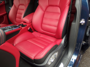 ポルシェ マカン ターボ　スポーツクロノPKG　EURエアロ　パノラマガラスルーフ　レッドレザー　管理ユーザー様下取り 中古車