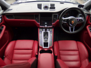 ポルシェ マカン ターボ　スポーツクロノPKG　EURエアロ　パノラマガラスルーフ　レッドレザー　管理ユーザー様下取り 中古車