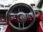 ポルシェ マカン ターボ　スポーツクロノPKG　EURエアロ　パノラマガラスルーフ　レッドレザー　管理ユーザー様下取り 中古車