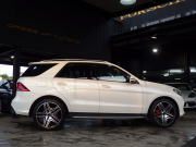 メルセデスベンツ GLE GLE350d　4マチック　スポーツ　AMG43純正フロントグリル　社外22インチアルミ 中古車