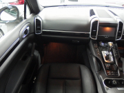 ポルシェ&nbsp;カイエン&nbsp;V6 3.6L 正規ディーラー車　サンルーフ　ルーフレール　社外20インチアルミ&nbsp;中古車