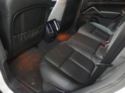 ポルシェ&nbsp;カイエン&nbsp;V6 3.6L 正規ディーラー車　サンルーフ　ルーフレール　社外20インチアルミ&nbsp;中古車