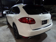 ポルシェ&nbsp;カイエン&nbsp;V6 3.6L 正規ディーラー車　サンルーフ　ルーフレール　社外20インチアルミ&nbsp;中古車