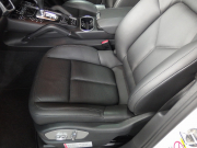 ポルシェ&nbsp;カイエン&nbsp;V6 3.6L 正規ディーラー車　サンルーフ　ルーフレール　社外20インチアルミ&nbsp;中古車