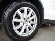 ポルシェ カイエン 正規ディーラー車　右ハンドル　ベージュレザー　シートヒーター　オートテールゲート 中古車