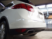 ポルシェ カイエン 正規ディーラー車　右ハンドル　ベージュレザー　シートヒーター　オートテールゲート 中古車