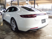 ポルシェ&nbsp;パナメーラ&nbsp;正規ディーラー車　アダプティブクルーズコントロール　カープレイ　シートヒーター&nbsp;中古車