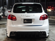 ポルシェ カイエン 正規ディーラー車 右ハンドル EUR-GTエアロ 22inアルミ クルーズコントロール シートヒーター 中古車