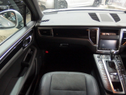 ポルシェ マカン S アダプティブクルーズコントロール　ワンオーナー　2015年モデル　スマートキー 中古車