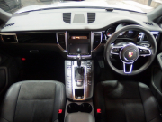 ポルシェ マカン S アダプティブクルーズコントロール　ワンオーナー　2015年モデル　スマートキー 中古車