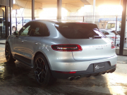 ポルシェ マカン S アダプティブクルーズコントロール　ワンオーナー　2015年モデル　スマートキー 中古車