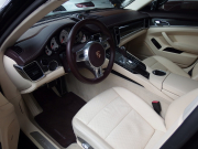 ポルシェ パナメーラ S　EUR－GTコンプリート　スポーツクロノパッケージ　ディーラー車　左ハンドル　サンルーフ 中古車