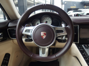 ポルシェ パナメーラ S　EUR－GTコンプリート　スポーツクロノパッケージ　ディーラー車　左ハンドル　サンルーフ 中古車