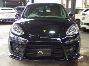 ポルシェ カイエン S　EUR－GTコンプリート　右ハンドル　正規ディーラー車　 中古車