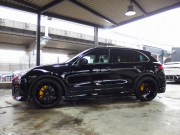 ポルシェ カイエン S　EUR－GTコンプリート　右ハンドル　正規ディーラー車　 中古車