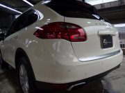 ポルシェ カイエン 正規ディーラー車　右ハンドル　 中古車