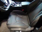 ランボルギーニ ウルス 正規ディーラー車　左ハンドル　純正22インチアルミ　レッドキャリパー 中古車