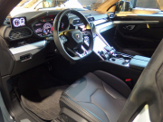 ランボルギーニ ウルス 正規ディーラー車　左ハンドル　純正22インチアルミ　レッドキャリパー 中古車