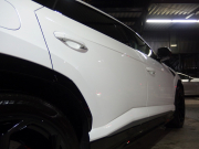 ランボルギーニ ウルス 正規ディーラー車　左ハンドル　純正22インチアルミ　レッドキャリパー 中古車