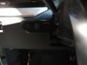 ランボルギーニ ウルス 正規ディーラー車　左ハンドル　純正22インチアルミ　レッドキャリパー 中古車