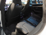 ランボルギーニ ウルス 正規ディーラー車　左ハンドル　純正22インチアルミ　レッドキャリパー 中古車