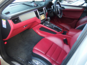 ポルシェ&nbsp;マカン&nbsp;ターボ　PDK 正規ディーラー車　スポーツクロノパッケージ　レッドレザー　EUR-GTエアロ　22inアルミ&nbsp;中古車