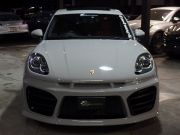 ポルシェ&nbsp;マカン&nbsp;ターボ　PDK 正規ディーラー車　スポーツクロノパッケージ　レッドレザー　EUR-GTエアロ　22inアルミ&nbsp;中古車