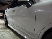 ポルシェ&nbsp;カイエン&nbsp;ターボ　正規ディーラー車　左ハンドル　EUR-GTエアロ　22inアルミ　サンルーフ　エアサス　&nbsp;中古車