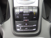 ポルシェ&nbsp;カイエン&nbsp;ターボ　正規ディーラー車　左ハンドル　EUR-GTエアロ　22inアルミ　サンルーフ　エアサス　&nbsp;中古車