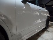 ポルシェ&nbsp;カイエン&nbsp;ターボ　正規ディーラー車　左ハンドル　EUR-GTエアロ　22inアルミ　サンルーフ　エアサス　&nbsp;中古車