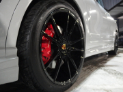 ポルシェ&nbsp;カイエン&nbsp;ターボ　正規ディーラー車　左ハンドル　EUR-GTエアロ　22inアルミ　サンルーフ　エアサス　&nbsp;中古車