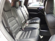 ポルシェ&nbsp;カイエン&nbsp;ターボ　正規ディーラー車　左ハンドル　EUR-GTエアロ　22inアルミ　サンルーフ　エアサス　&nbsp;中古車