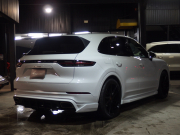 ポルシェ&nbsp;カイエン&nbsp;ワンオーナー　正規ディーラー車　EUR-GTエアロ　ES22inアルミ　ローダウン　アダプティブクルーズコントロール　&nbsp;中古車