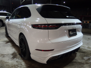 ポルシェ&nbsp;カイエン&nbsp;ワンオーナー　正規ディーラー車　EUR-GTエアロ　ES22inアルミ　ローダウン　アダプティブクルーズコントロール　&nbsp;中古車