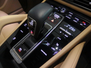 ポルシェ&nbsp;カイエン&nbsp;ワンオーナー　正規ディーラー車　EUR-GTエアロ　ES22inアルミ　ローダウン　アダプティブクルーズコントロール　&nbsp;中古車