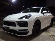 ポルシェ&nbsp;カイエン&nbsp;ワンオーナー　正規ディーラー車　EUR-GTエアロ　ES22inアルミ　ローダウン　アダプティブクルーズコントロール　&nbsp;中古車