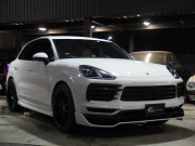 ポルシェ&nbsp;カイエン&nbsp;ワンオーナー　正規ディーラー車　EUR-GTエアロ　ES22inアルミ　ローダウン　アダプティブクルーズコントロール　&nbsp;中古車